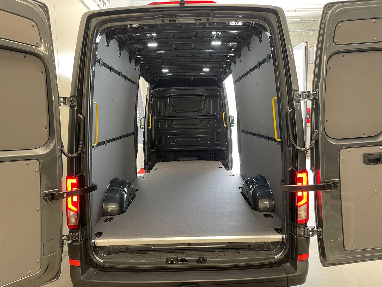 Volkswagen Crafter 35 4MOTION L4H3 4490mm