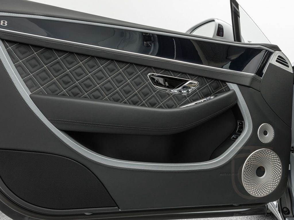Bentley Continental GT Mulliner V8 * MY24 * BESPOKE *