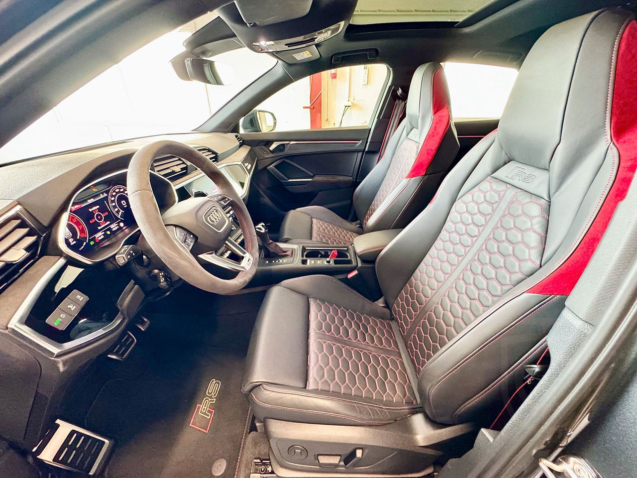 Audi RSQ3 Quattro