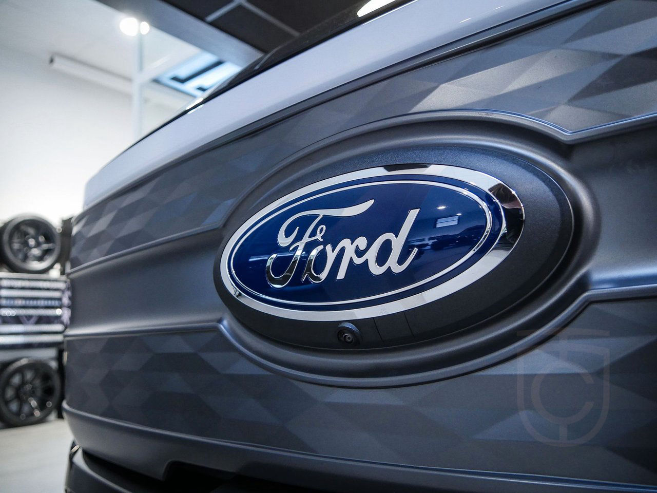 Ford F-150  F150 Lightning Lariat Extended Range