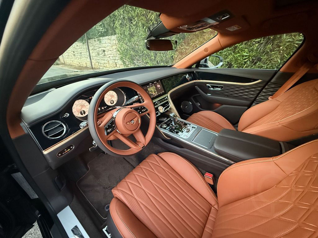 Bentley Flying Spur W12 Mullinier