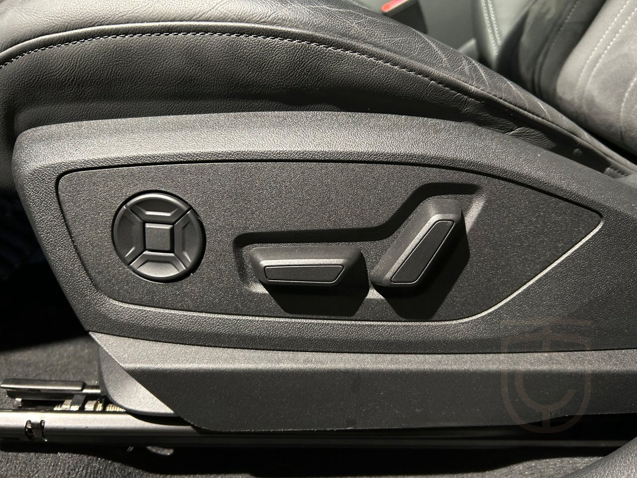 Audi Q8 50 e-tron quattro