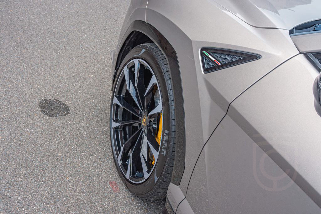 Lamborghini Urus 4.0 V8 S | Style Pack | Massage| B&O|SOFORT