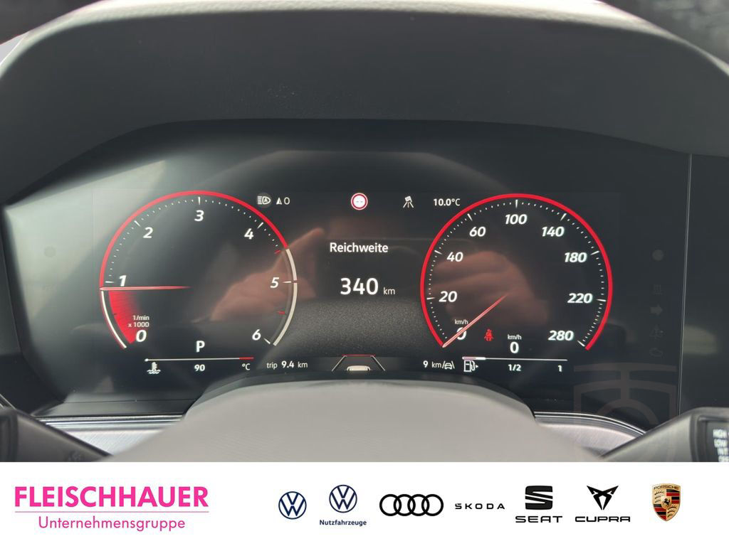 Volkswagen Touareg R-Line 3,0 TDI 4Motion HUD Luftfederung
