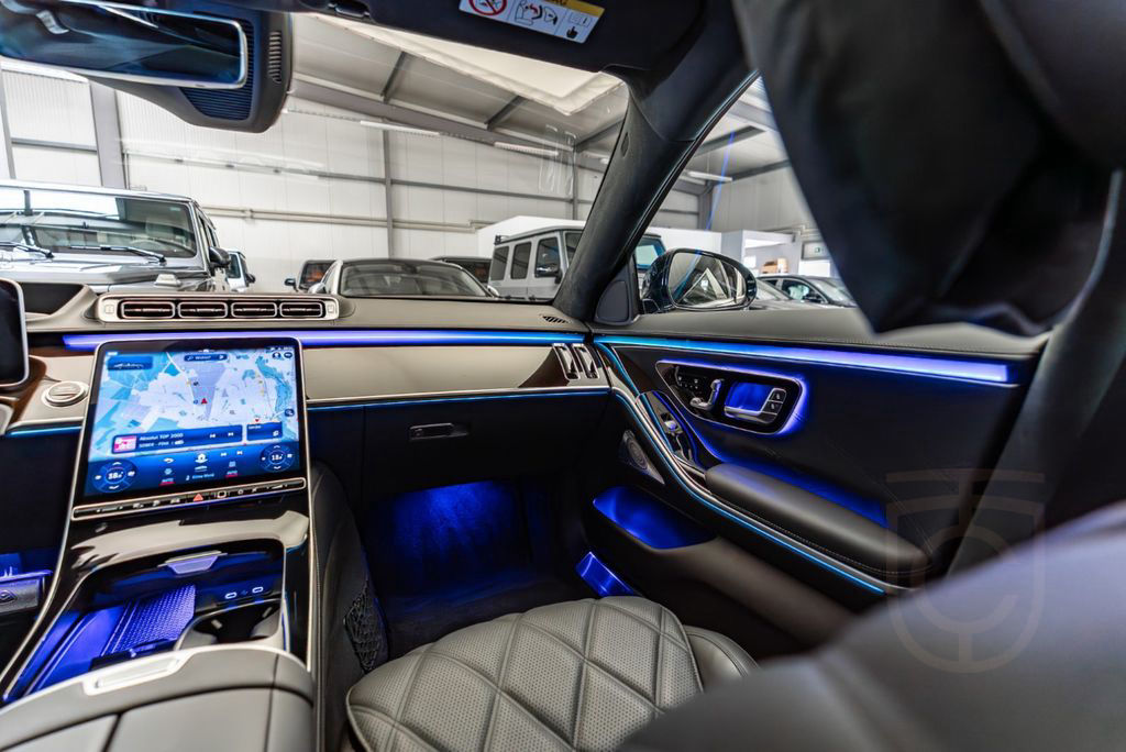 Mercedes-Benz Maybach S 680 4M / MY 2025 / Rear Axle Steering