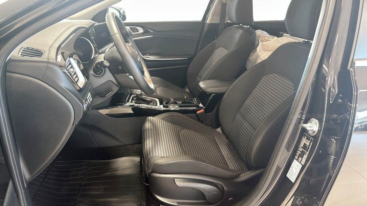 Kia Ceed SW PHEV ACTION