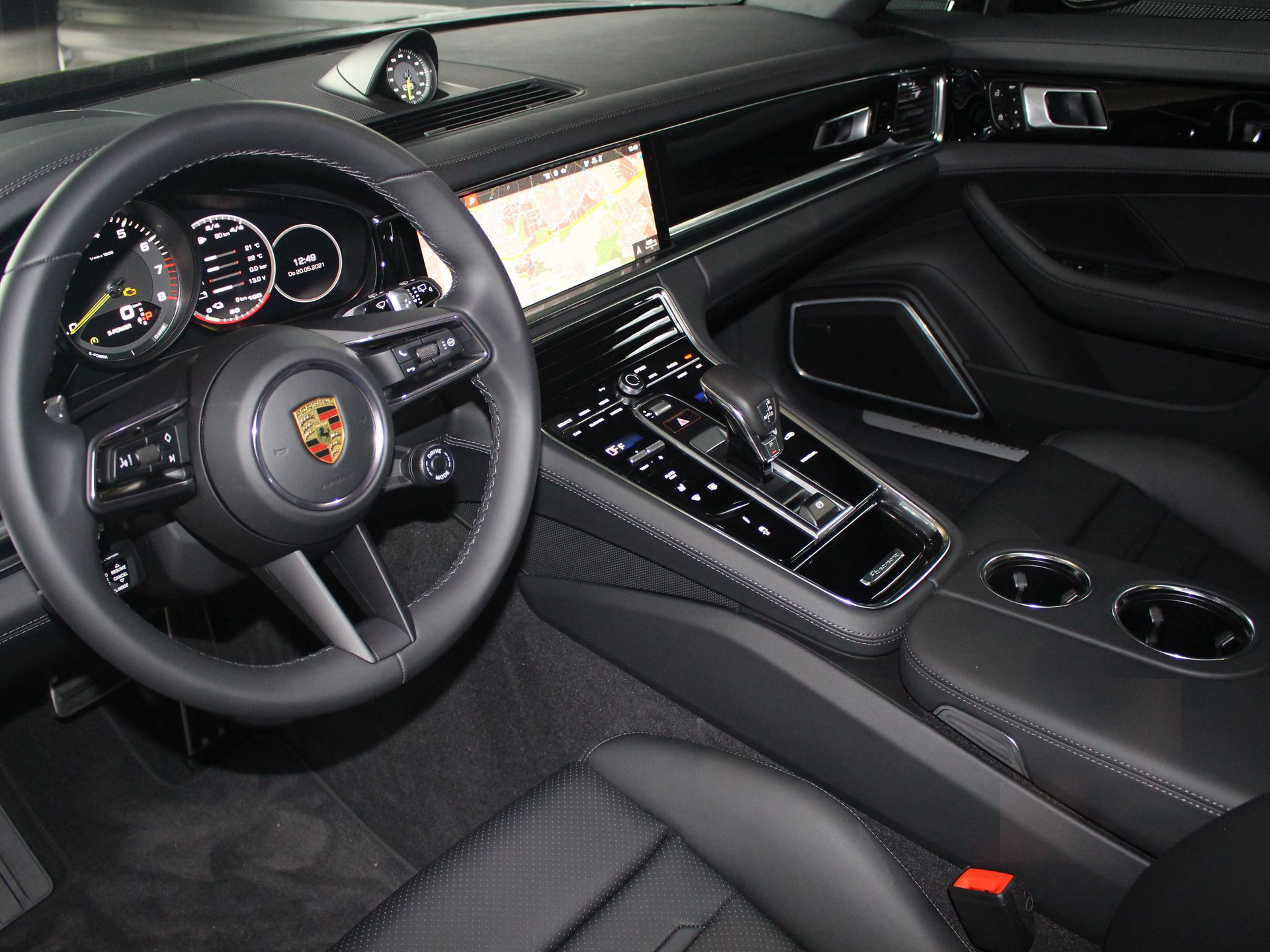 Porsche Panamera 4 E-Hybrid Sport Turismo