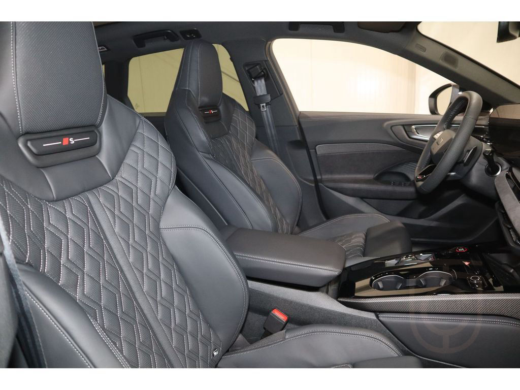 Audi S5 Avant TFSI 270 kW S tronic AHK/Pano/B+O/TechP