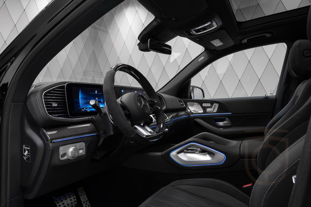 Mercedes-Benz GLS 63 AMG FACELIFT BRABUS 800 BLACK/BLACK