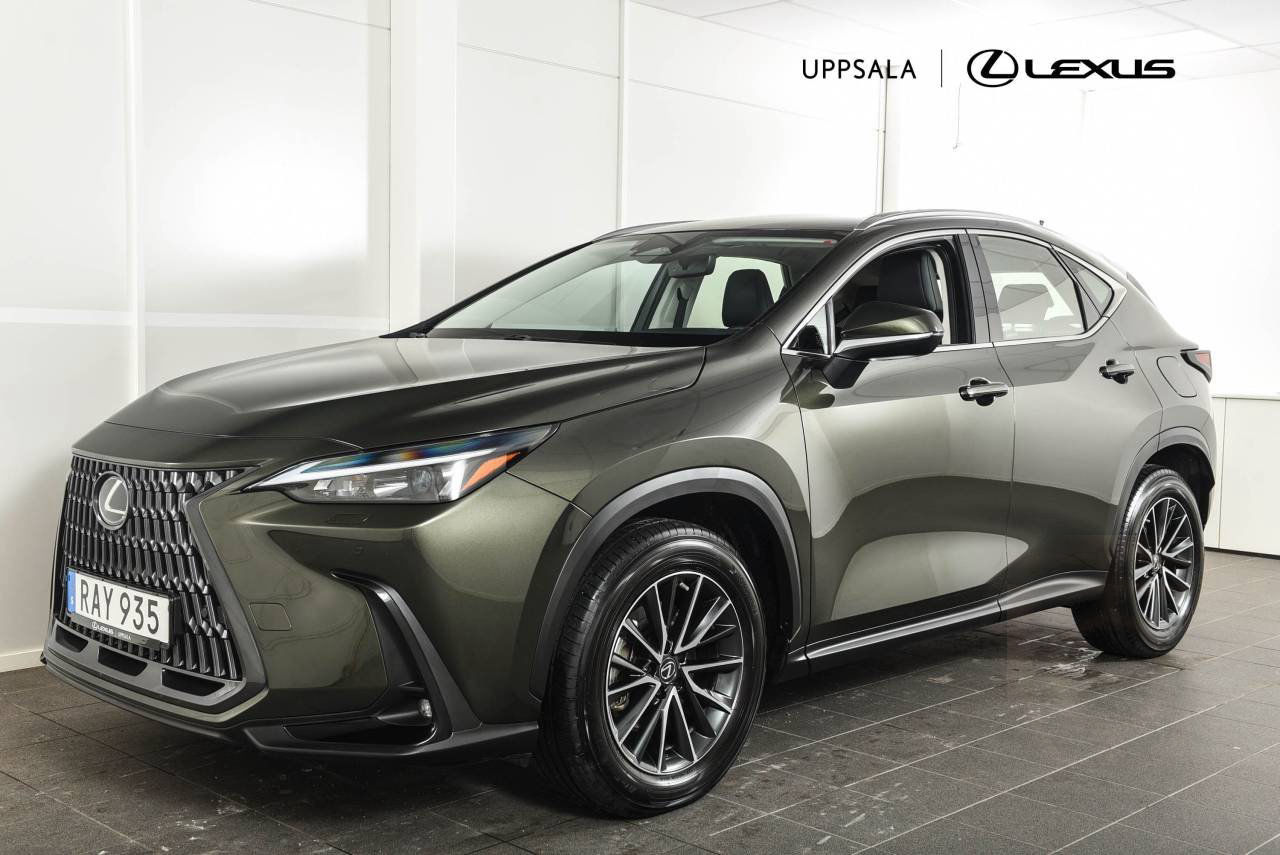 Lexus NX 350h AWD Business