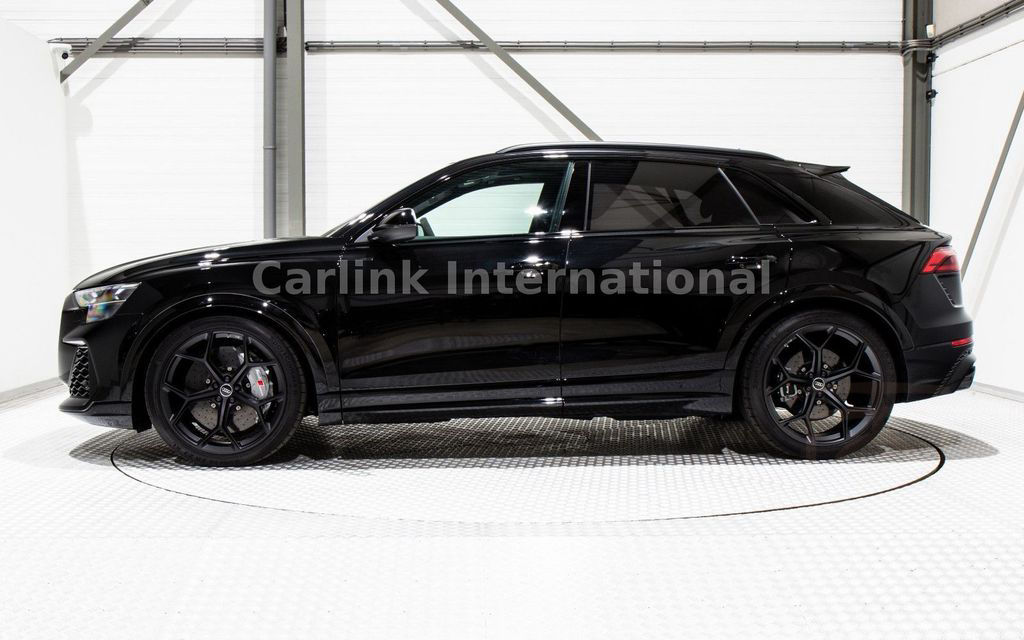 Audi RSQ8 PERFORMANCE-KERAMIK-AHK-SITZBELUFT.OLED