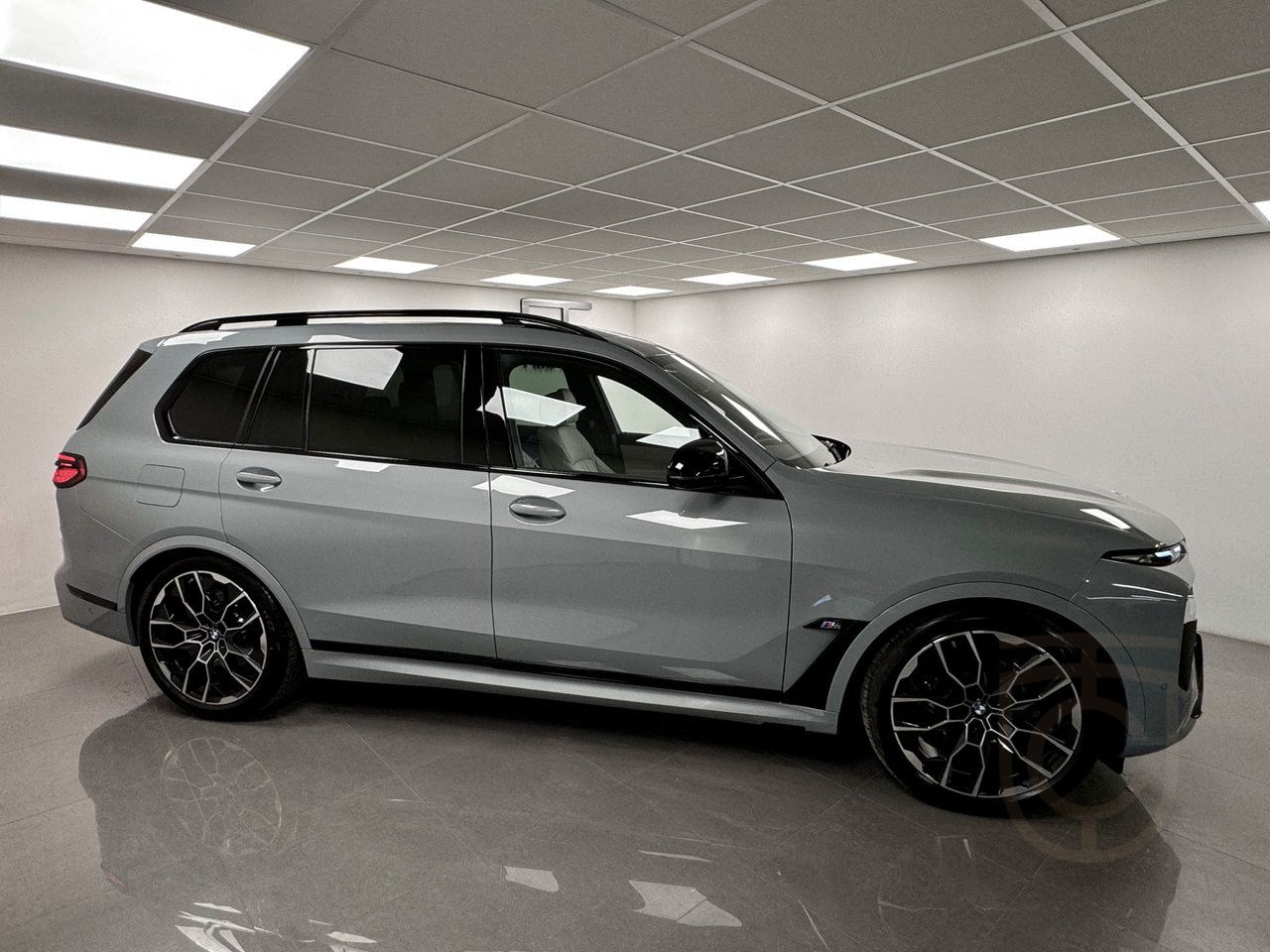 BMW X7 M60i xDrive