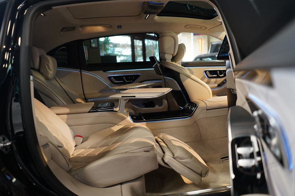 Mercedes-Benz S 680 Maybach 4M CHAUFFEUR PACKET BURM PANO TV