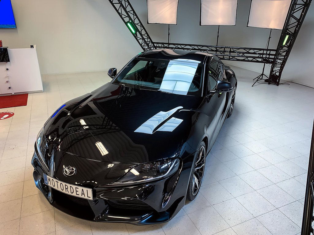 Toyota Supra Aut 340hk GR. premium paket spoiler i kolfiber