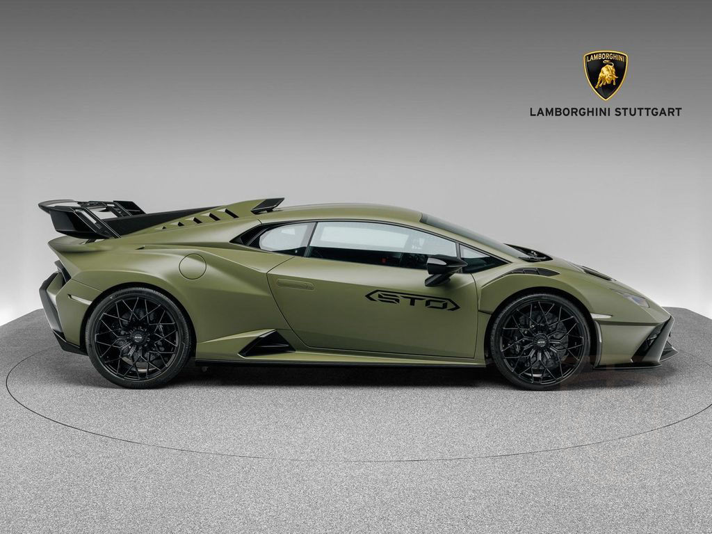 Lamborghini Huracán STO