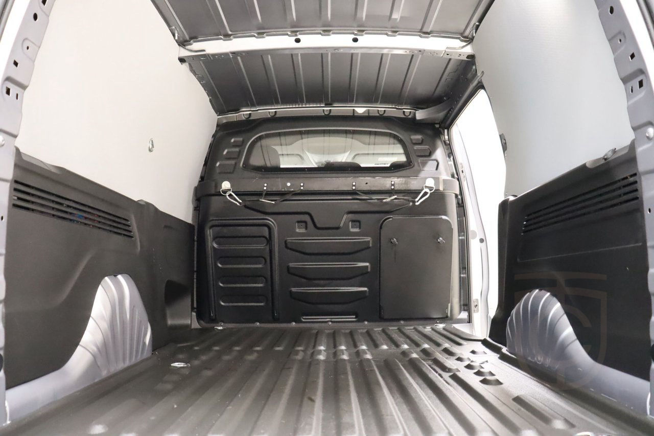 Peugeot Partner Increased Payload 1.5 BlueHDi 130 EAT 96kW 2023