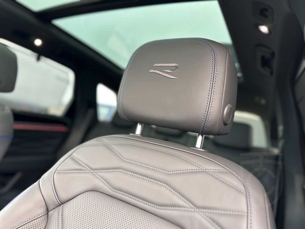 Volkswagen Touareg R eHYBRID+AHK+PANO+DYNAUDIO+SOFTCLOSE