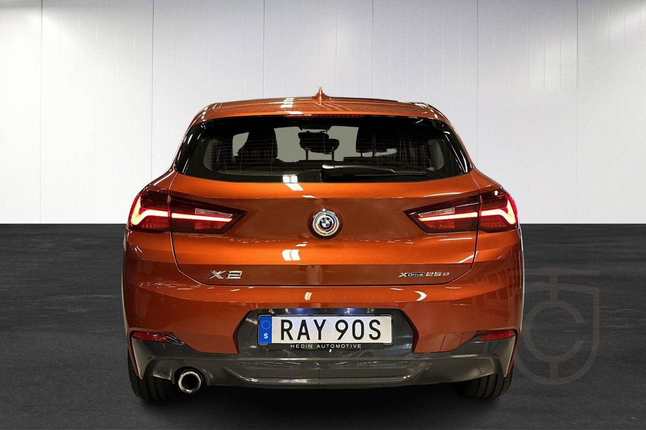 BMW X2 xDrive25e