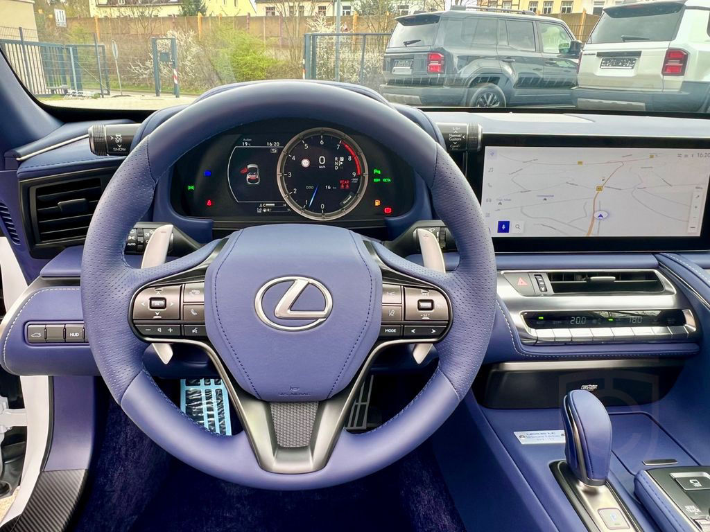 Lexus LC 500 Cabriolet Ultimate Edition Nr.99 VOLL