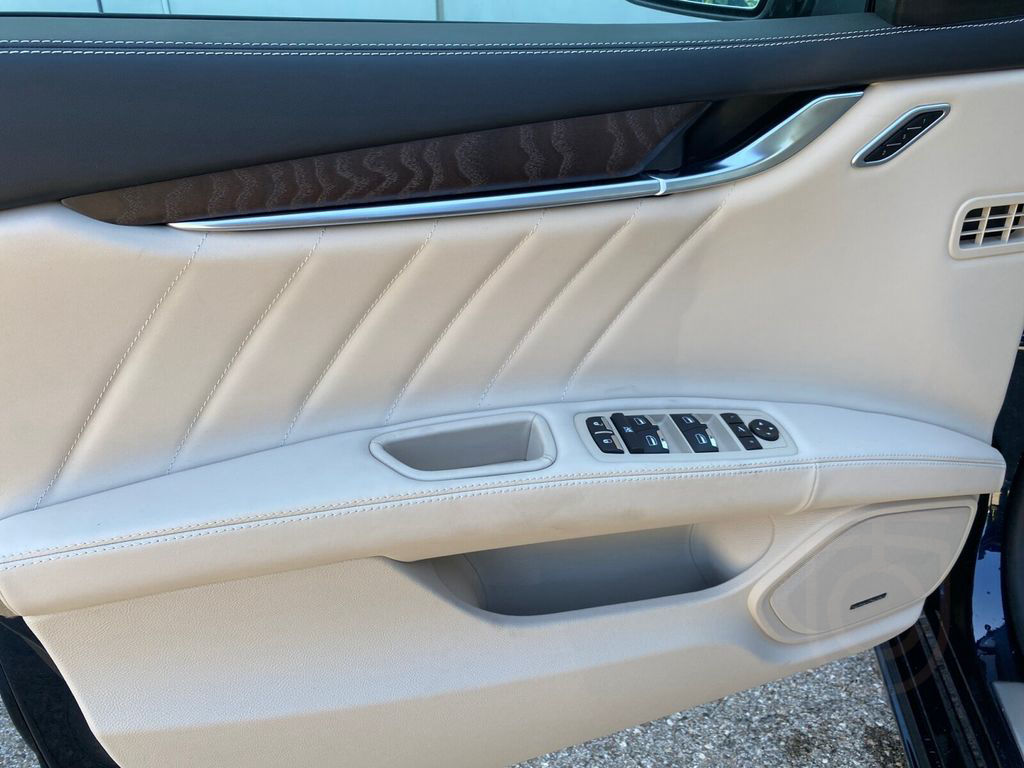 Maserati Ghibli GT Hybrid MY23 BLU NOBILE+SPORTPAKET+NAVI