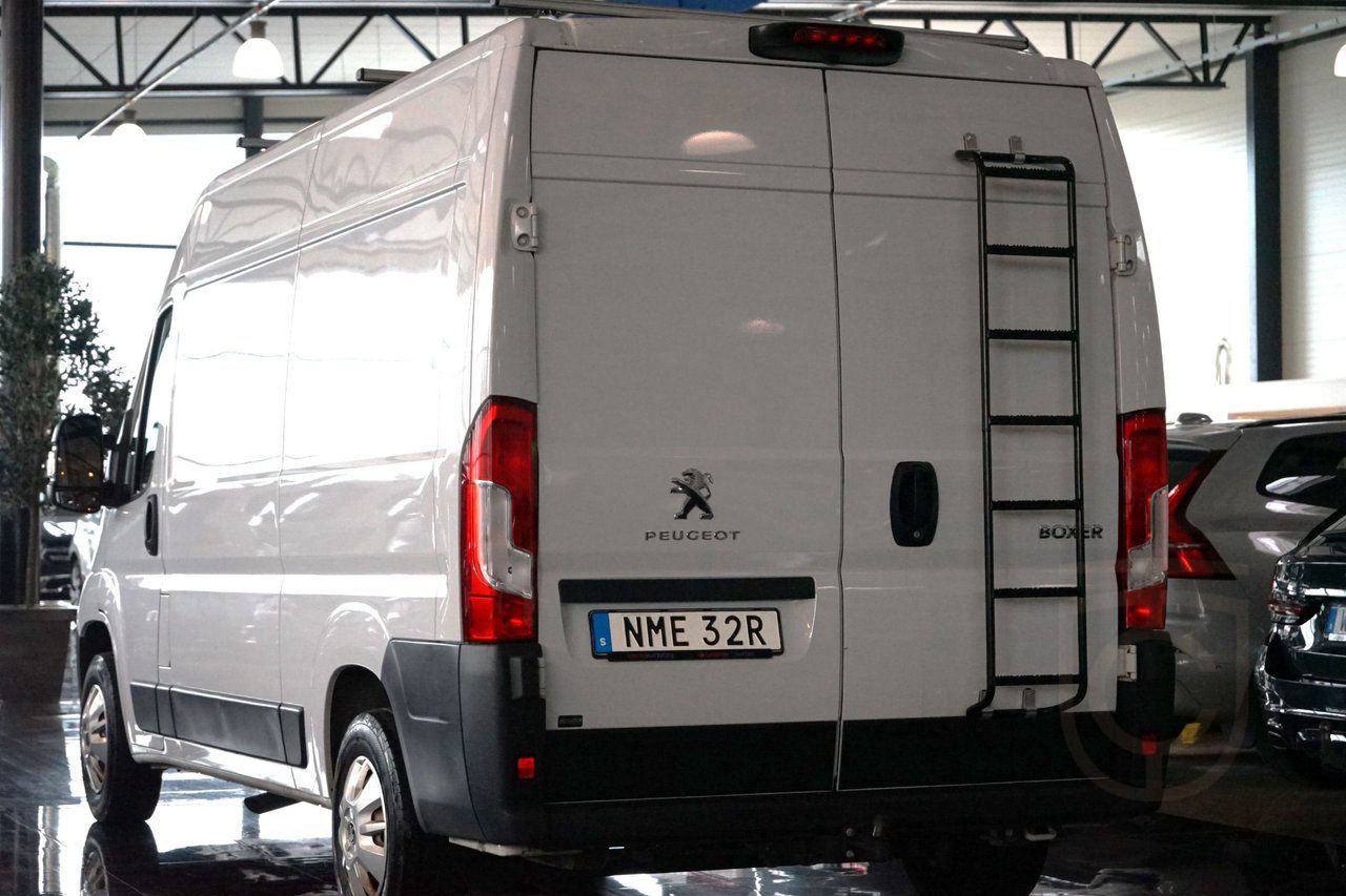 Peugeot Boxer Van 335 2.2 HDi Webasto