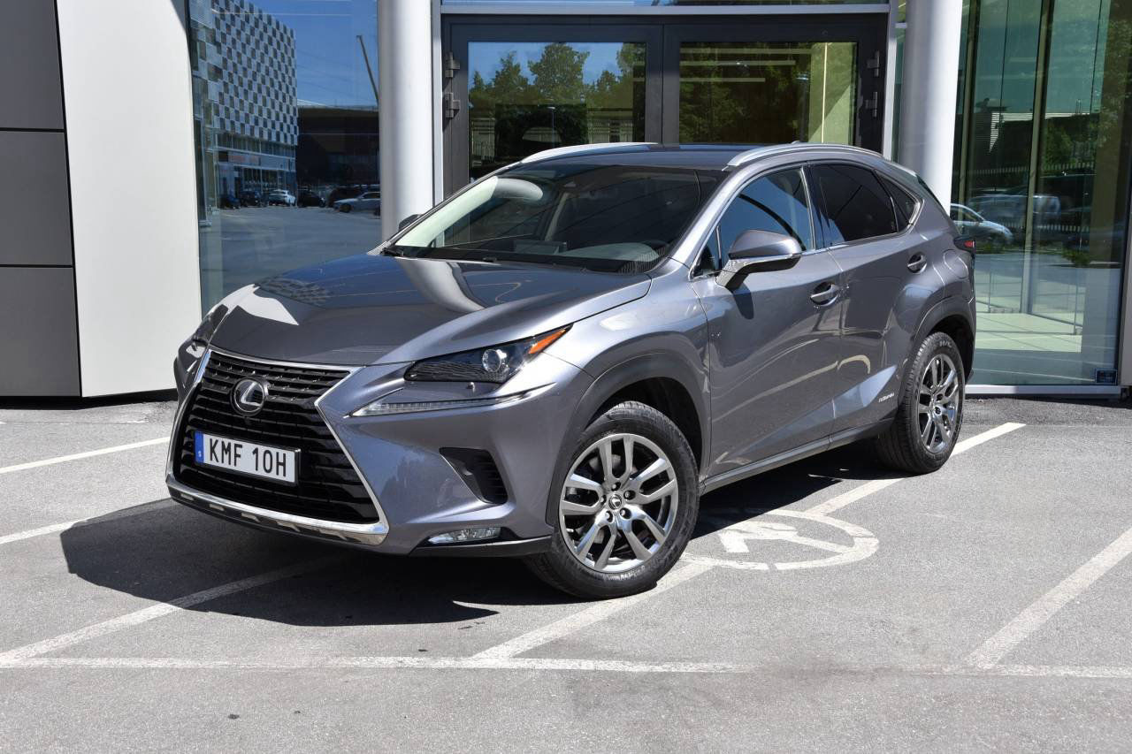 Lexus NX 300h 2.5