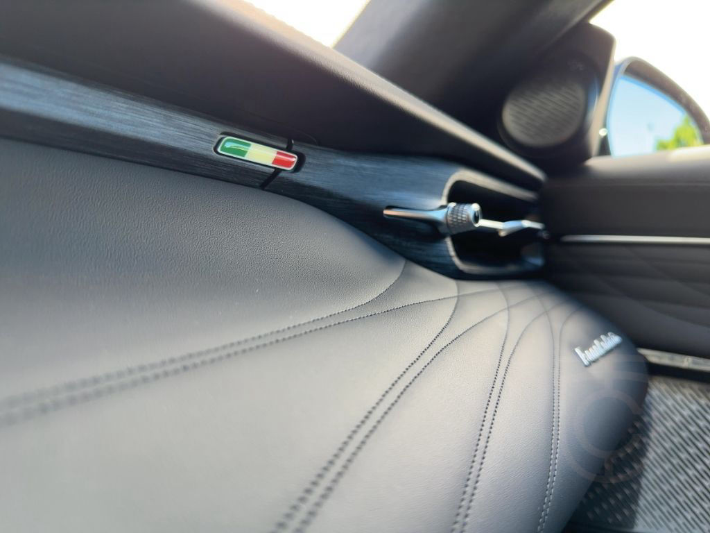 Maserati GranCabrio Modena MY25 AWD V6 BLACK
