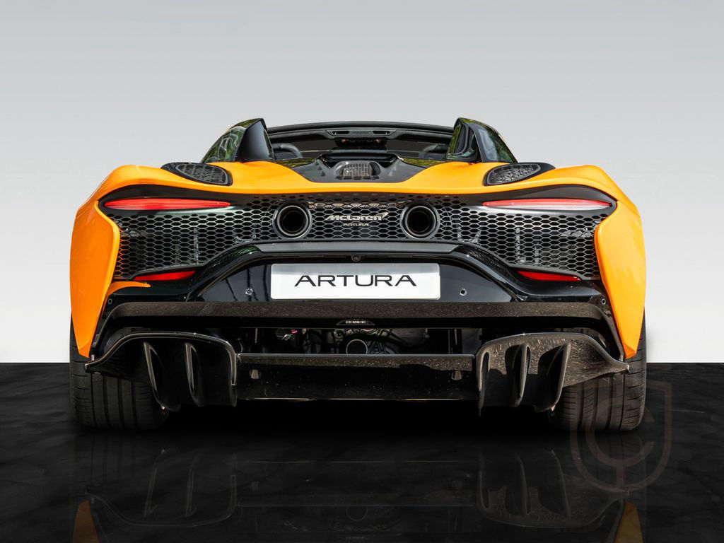 McLaren Artura Spider | MSO | Carbon Interior