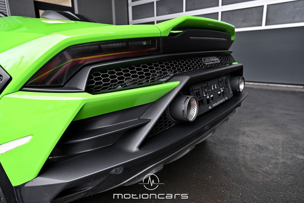 Lamborghini Huracan Sterrato 1 OF 1499 EXP € 274.983