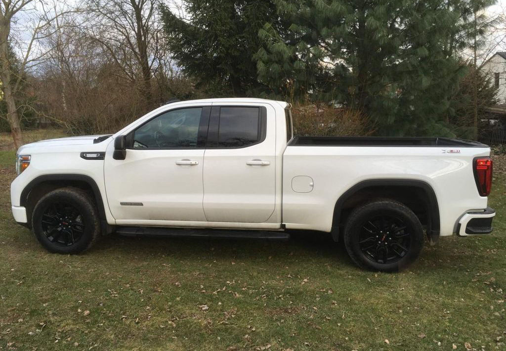 GMC Sierra