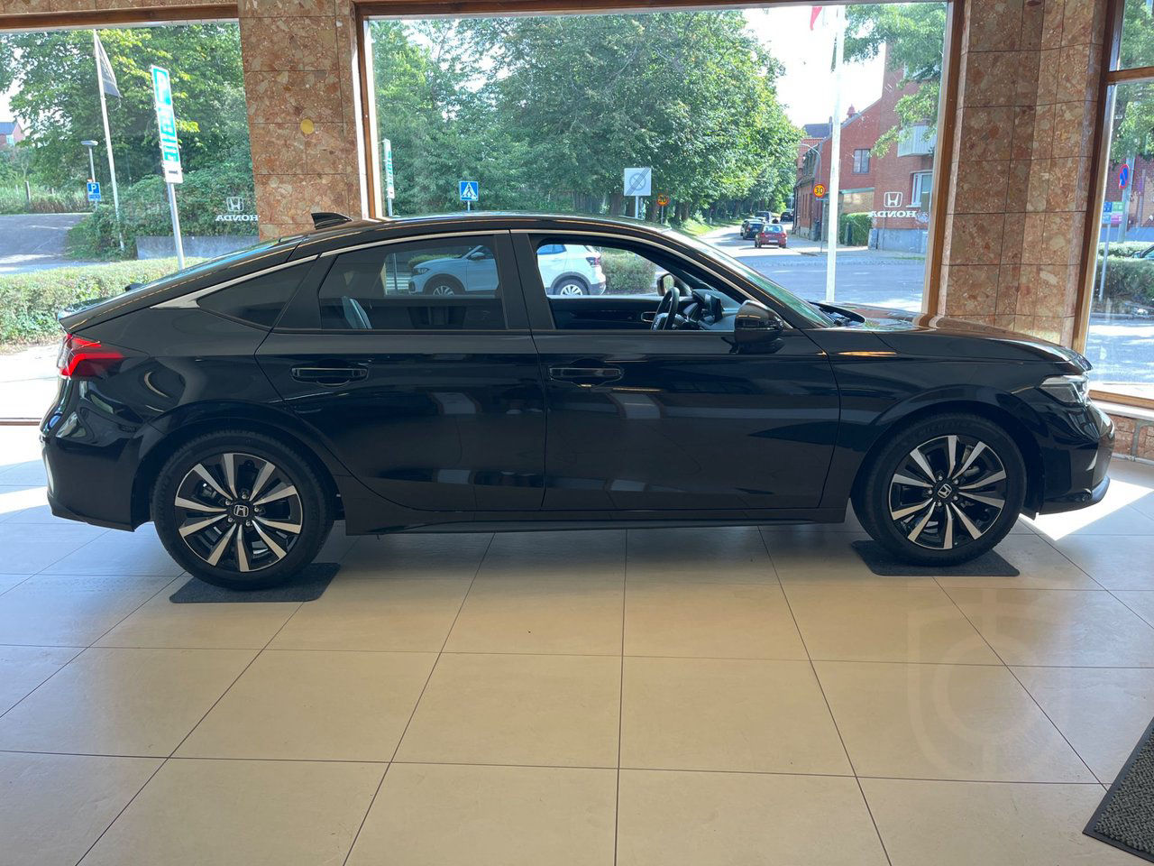 Honda Civic e:HEV e-CVT Elegance