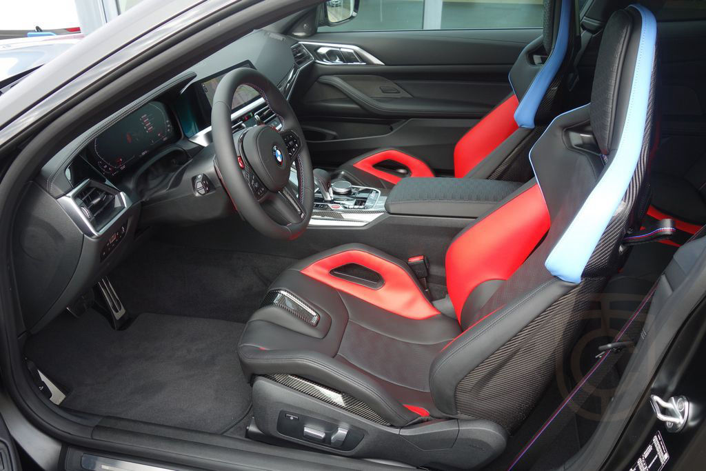 BMW M4 Competition Coupé *KITH* Limited Edition 150E