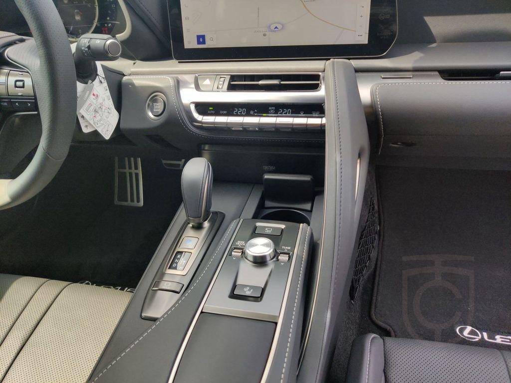 Lexus LC 500 Performance Facelift sofort verfügbar /Ke