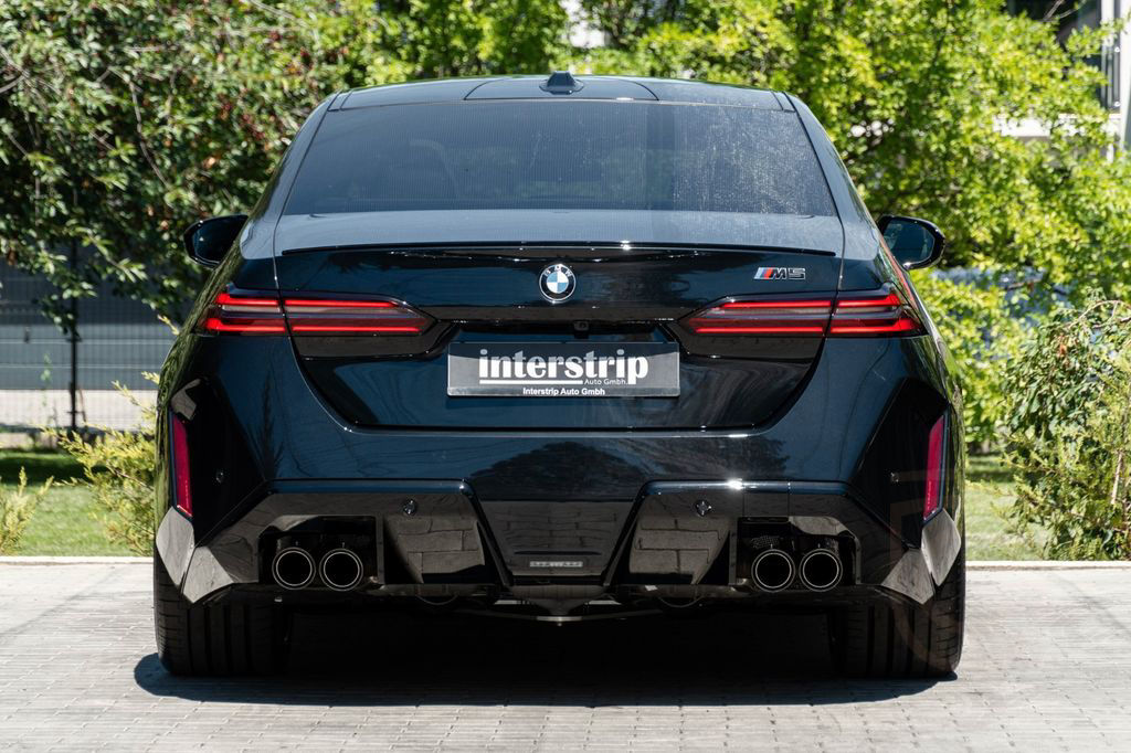 BMW M5 DR.ASS.PLUS.B&W.PARK.ASS.PRO.HUD.LED.360°