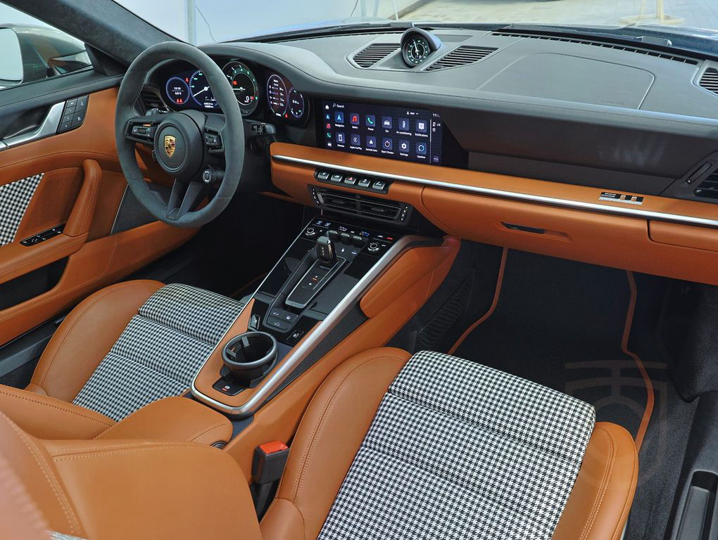 Porsche 911 Turbo S / Heritage Design Classic package