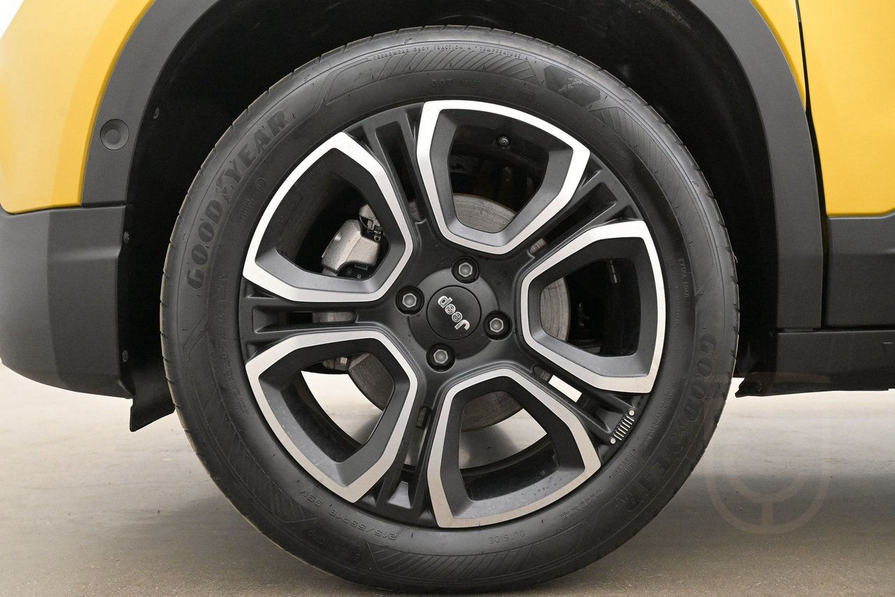 Jeep Avenger Electric Summit LED AdapFart