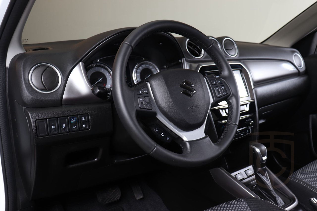 Suzuki Vitara Select HEV AWD 1.5