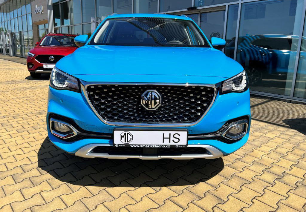 MG HS