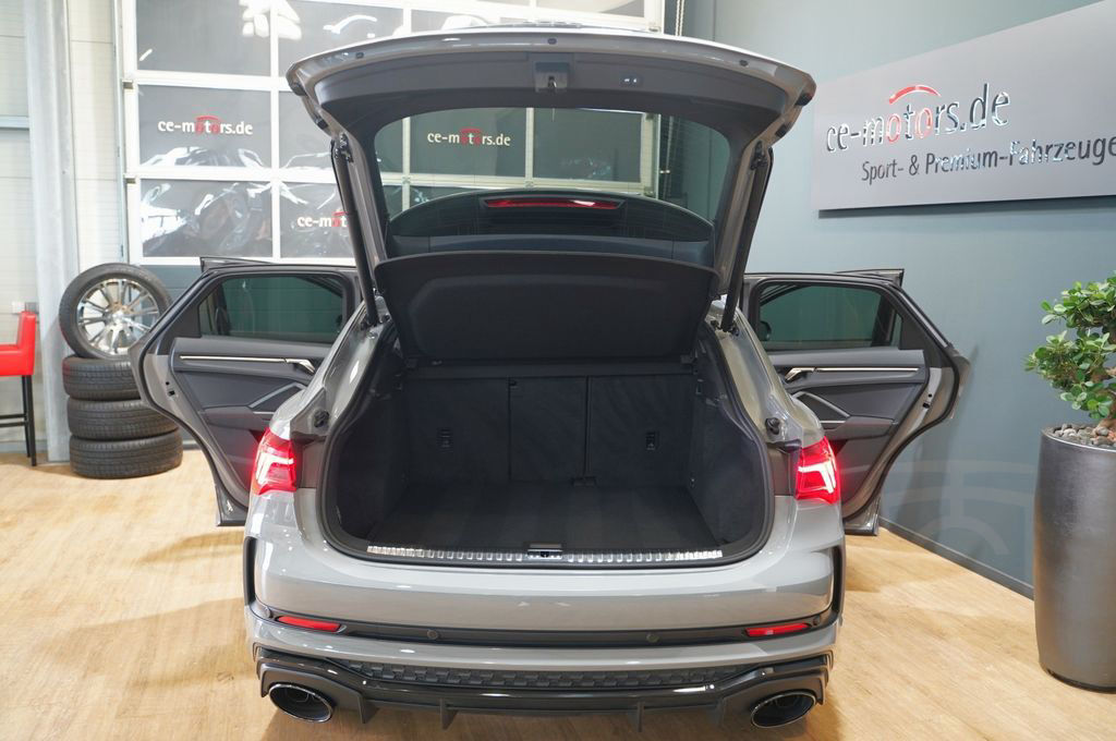 Audi RS Q3 Sportback 2.5 TFSI 280km/h*SONOS*AHK*ACC