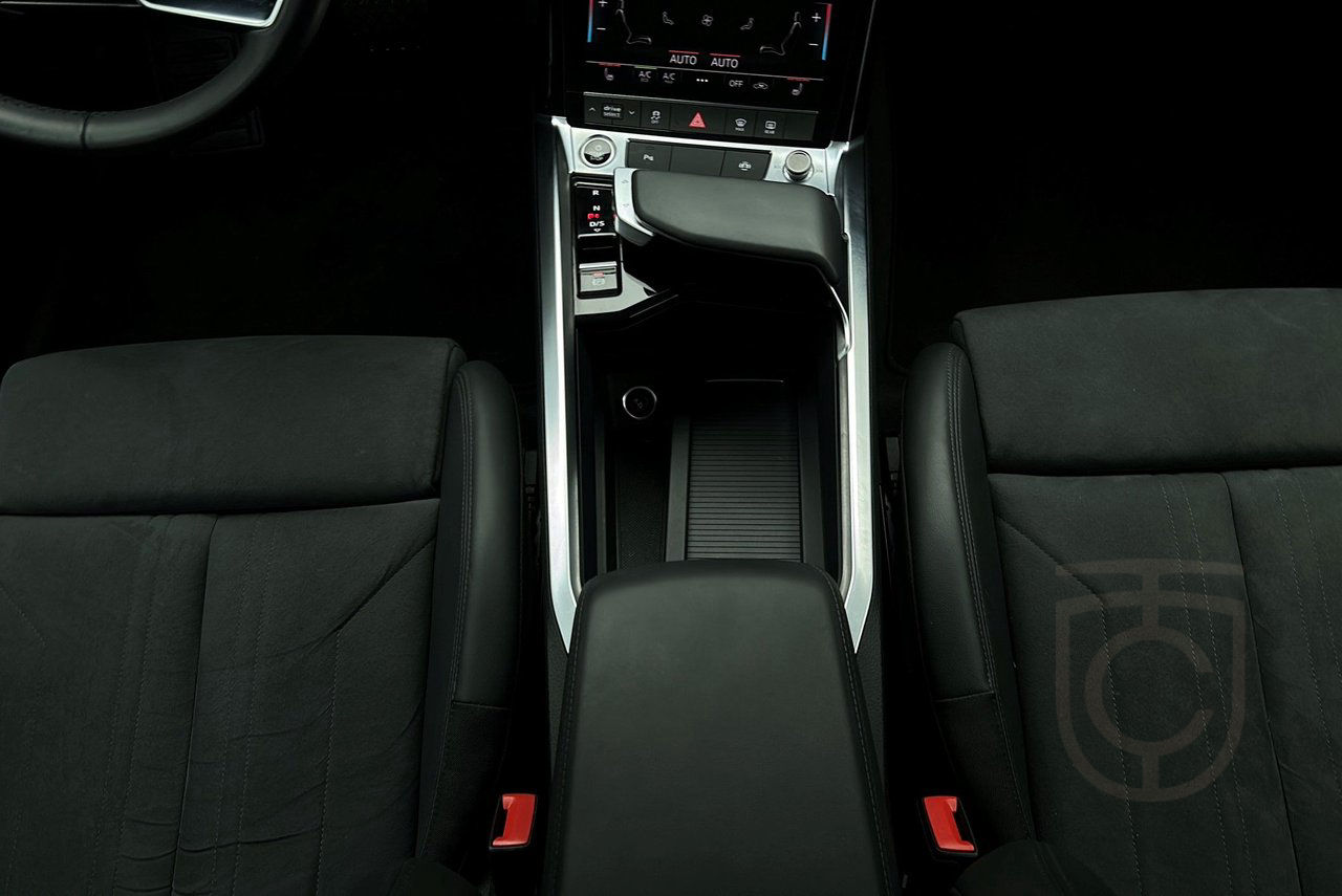 Audi E-Tron 55 Quattro Proline Svart Optik