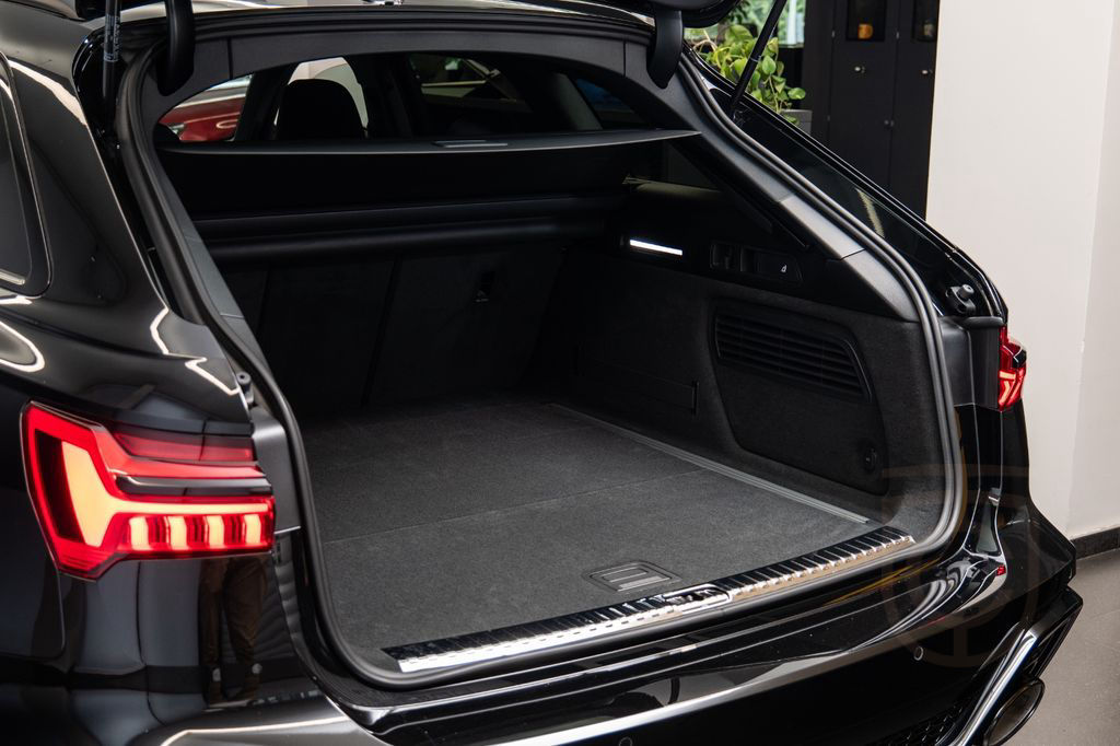 Audi RS6 Matrix-LED/360/HeadUp/Bang&Olufsen/Pano