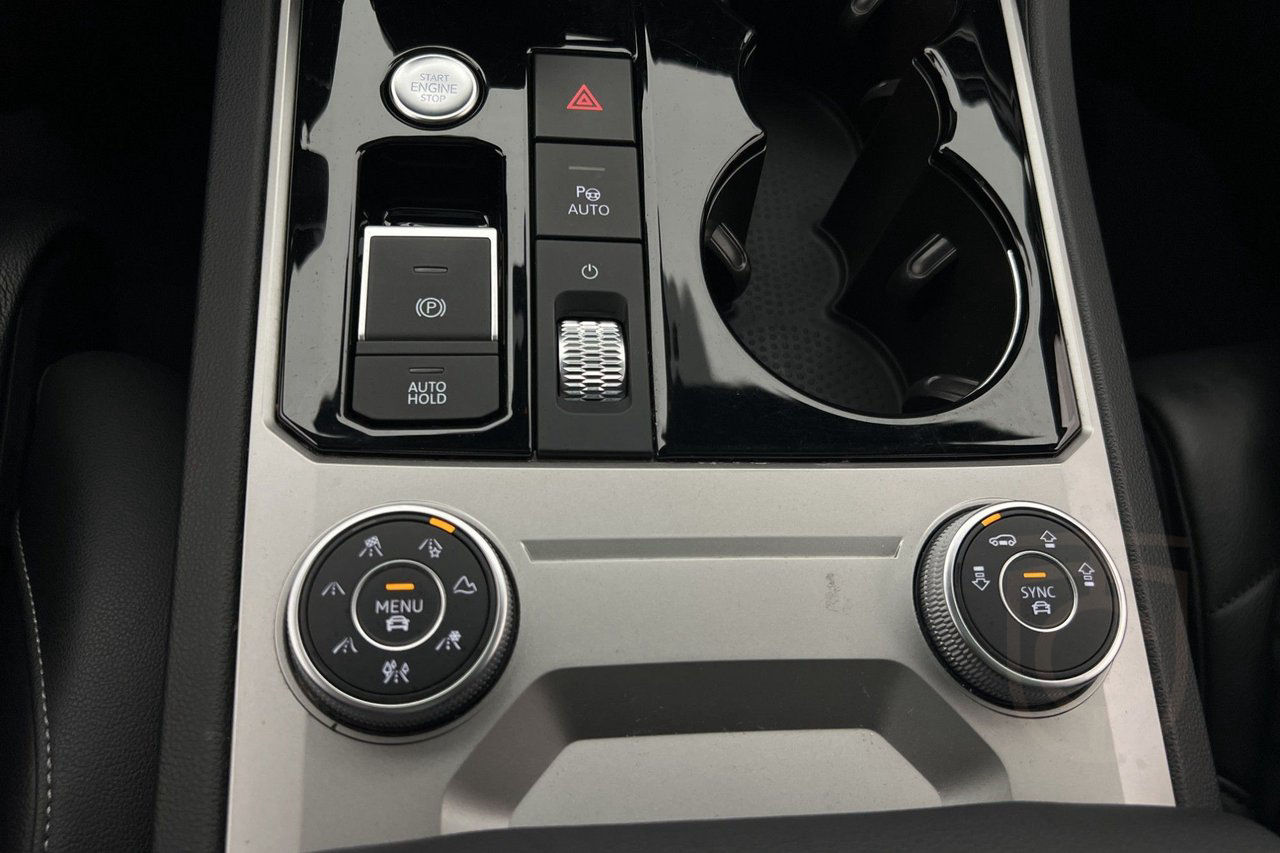 Volkswagen Touareg V6 TDI 4M R-Line Innovation Pano Dynaudio