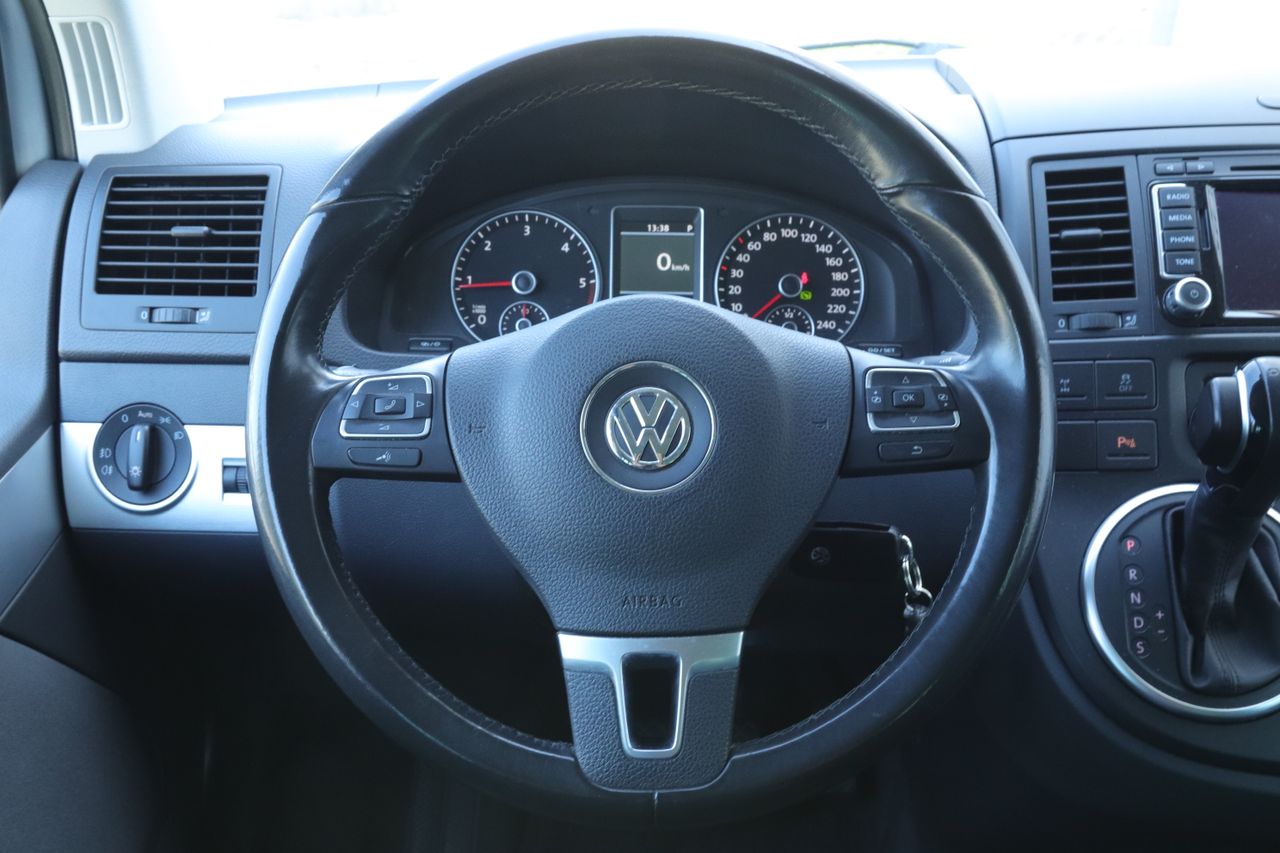 Volkswagen Multivan 4M/Bi-Xenon/Kamera/Tažné/El.Dveře