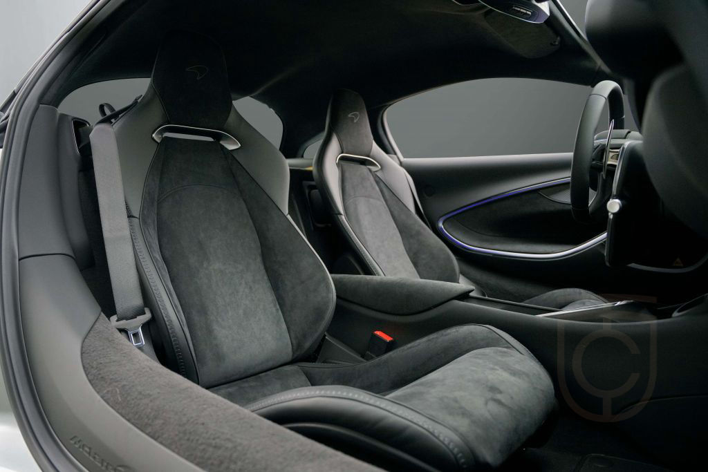 McLaren Artura Coupé
