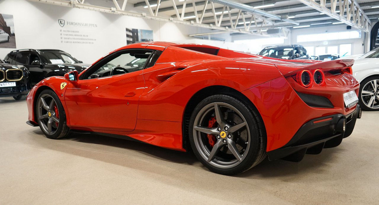 Ferrari F8 Spider