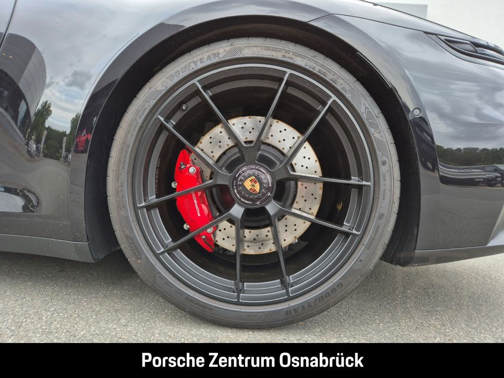 Porsche 992 -2 (911) Carrera 4 GTS Schiebedach Lift HD-M