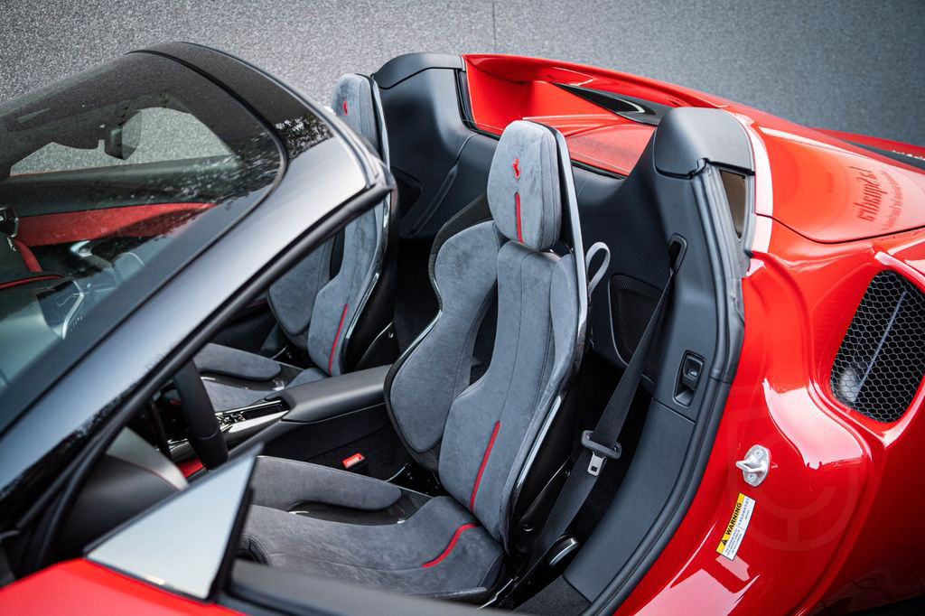 Ferrari 296 GTS