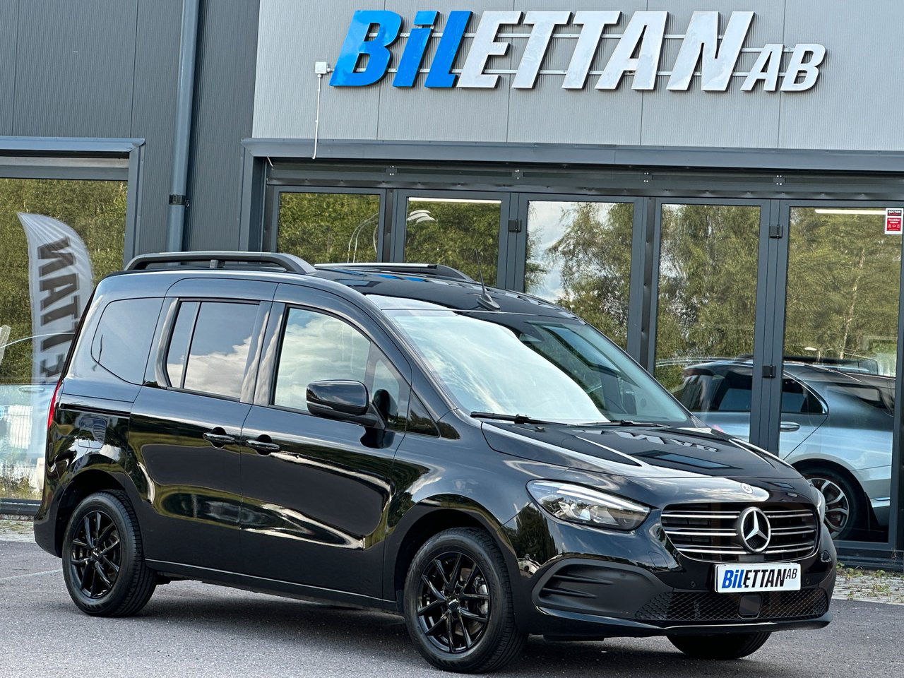 Mercedes-Benz T 180 DCT