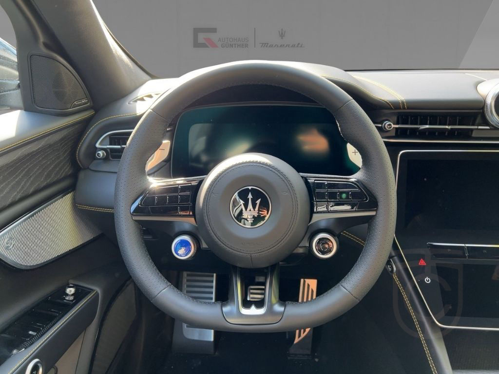 Maserati Grecale MODENA MY25 FUORIESERIE 5Jahre Garantie