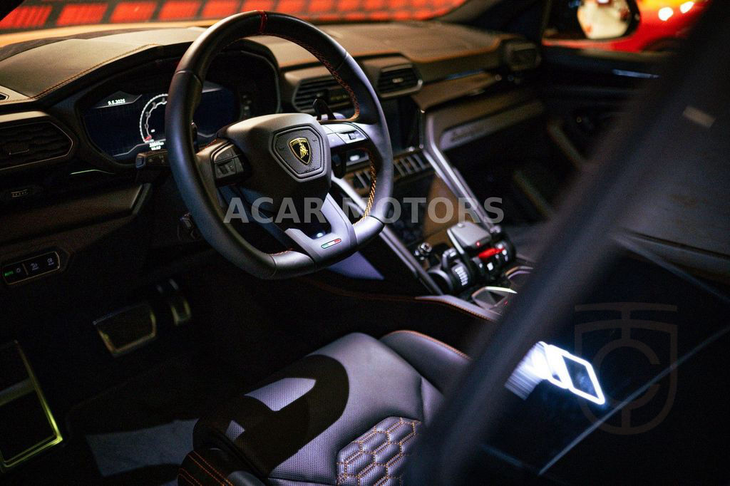 Lamborghini Urus S Arancio Borealis 1. Hand 666 PS